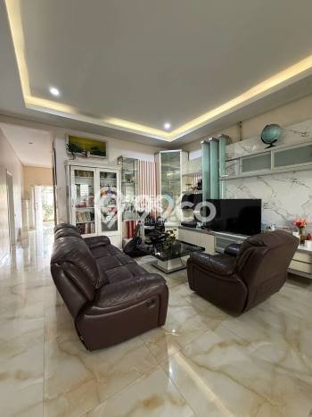 Rumah Elit LB 400m2 Siap Pakai Desain Elegan di Araya, Malang Rumah Elit LB 400m2 Siap Pakai Desain Elegan di Araya, Malang