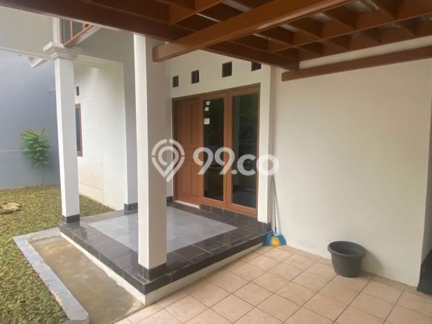 Rumah di BSD, 2 KM, Konsep Modern, Luas 200m² Bangunan 250m² Rumah di BSD, 2 KM, Konsep Modern, Luas 200m² Bangunan 250m²
