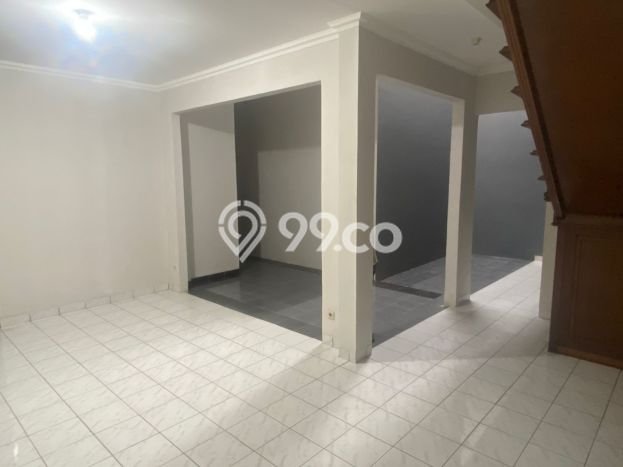 Rumah di BSD, 2 KM, Konsep Modern, Luas 200m² Bangunan 250m² Rumah di BSD, 2 KM, Konsep Modern, Luas 200m² Bangunan 250m²