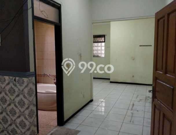 Rumah Modern 6 KT LT 300m2 di Soekarno Hatta Rumah Modern 6 KT LT 300m2 di Soekarno Hatta