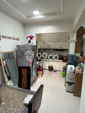 Rumah Modern 4 Kamar LT 162m2 di Buah Batu Rumah Modern 4 Kamar LT 162m2 di Buah Batu