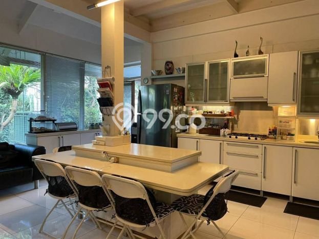 Rumah Mewah LB 350m2 Siap Pakai Desain Elegan di Resor Dago Pakar, Bandung Rumah Mewah LB 350m2 Siap Pakai Desain Elegan di Resor Dago Pakar, Bandung