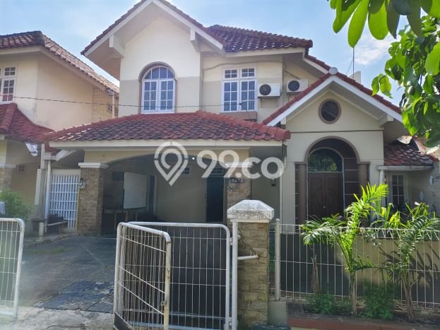 LOKASI PREMIUM! Rumah area Kemang Pratama, 5 KT, Lingkungan Strategis, LT 250m² LB 250m² LOKASI PREMIUM! Rumah area Kemang Pratama, 5 KT, Lingkungan Strategis, LT 250m² LB 250m²