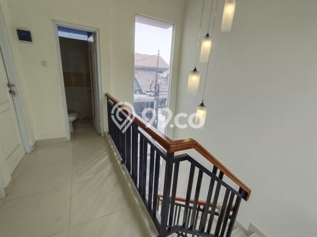 Jual Rumah Modern 4 KT di Taman Galaxy, Bekasi Jual Rumah Modern 4 KT di Taman Galaxy, Bekasi