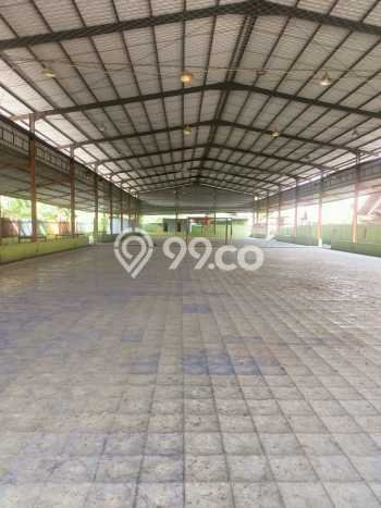 LOKASI STRATEGIS! Gudang di Cikarang Timur, Luas 2165m², Pusat Perdagangan LOKASI STRATEGIS! Gudang di Cikarang Timur, Luas 2165m², Pusat Perdagangan