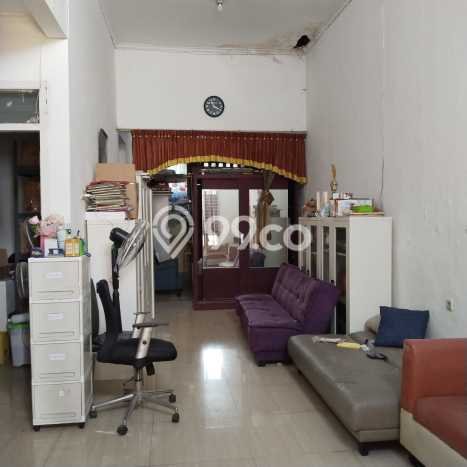 Dijual Cepat Rumah Favorit Siap Huni LB 130m2 di Pondokmelati, Bekasi Dijual Cepat Rumah Favorit Siap Huni LB 130m2 di Pondokmelati, Bekasi