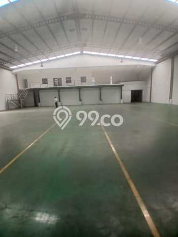 LOKASI STRATEGIS! Gudang Disewakan di Cikarang Utara, Luas 677m², Area Ramai LOKASI STRATEGIS! Gudang Disewakan di Cikarang Utara, Luas 677m², Area Ramai