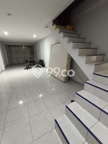 AREA BISNIS! Ruko di Margahayu, Luas 500m², Jalan Strategis AREA BISNIS! Ruko di Margahayu, Luas 500m², Jalan Strategis