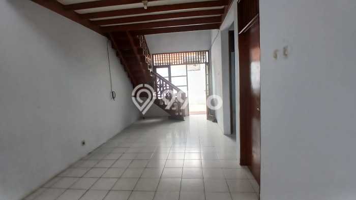 Rumah di Kemang Pratama, Akses ke Fasilitas, LT 108m² Rumah di Kemang Pratama, Akses ke Fasilitas, LT 108m²