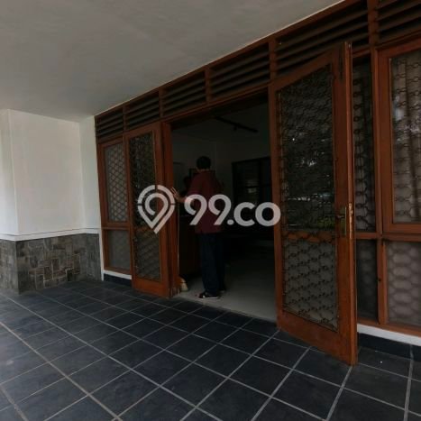 Disewakan Rumah Harga Terjangkau di Cihampelas Bandung Punya 5 Kamar Tidur Disewakan Rumah Harga Terjangkau di Cihampelas Bandung Punya 5 Kamar Tidur