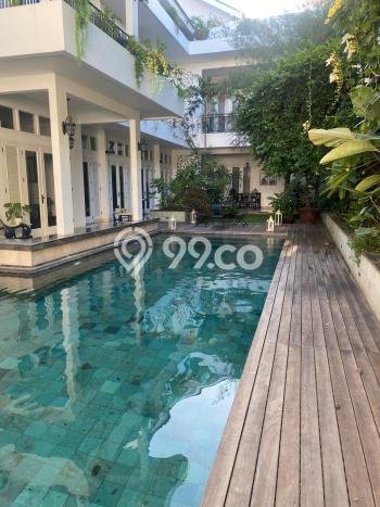 Dijual Rumah Luas Megah Dengan View Cantik di Kemanggisan, Jakarta Barat Dijual Rumah Luas Megah Dengan View Cantik di Kemanggisan, Jakarta Barat