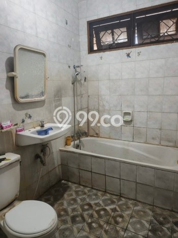 Jual Rumah Luas Megah Dengan View Cantik di Pakuwon, Surabaya Jual Rumah Luas Megah Dengan View Cantik di Pakuwon, Surabaya