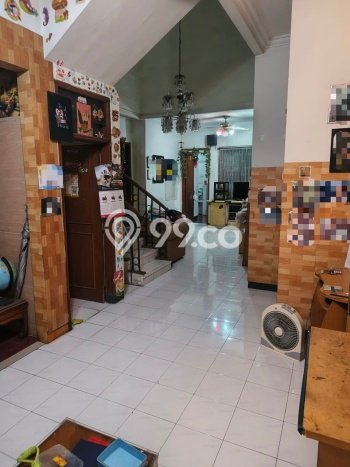 Jual Rumah Luas Megah Dengan View Cantik di Pakuwon, Surabaya Jual Rumah Luas Megah Dengan View Cantik di Pakuwon, Surabaya