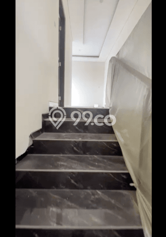 Jual Rumah Mewah Elegan Dengan View Cantik di Citraland, Surabaya Jual Rumah Mewah Elegan Dengan View Cantik di Citraland, Surabaya