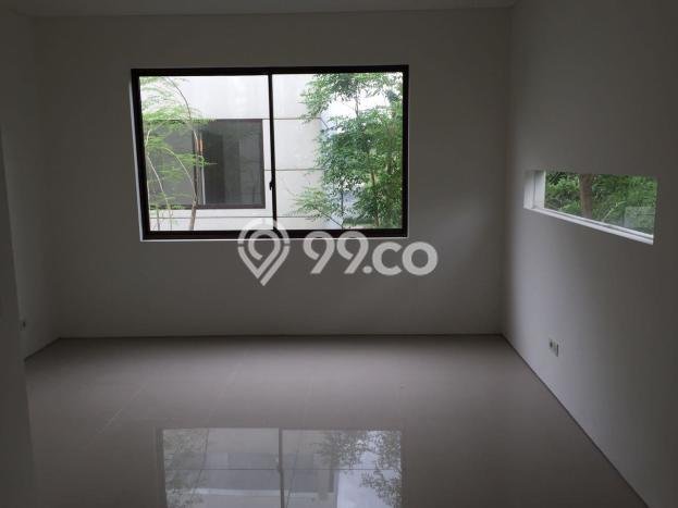 For Sale Rumah 3 Kamar Lokasi Ideal Bagus dan Strategis di Lakarsantri For Sale Rumah 3 Kamar Lokasi Ideal Bagus dan Strategis di Lakarsantri