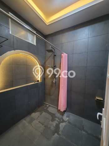 Hot Offer Hunian Mewah Ideal dan Luas di Lakarsantri, Surabaya Hot Offer Hunian Mewah Ideal dan Luas di Lakarsantri, Surabaya