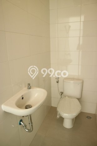 Rumah kawasan Wiyung, Surabaya, Luas 100m2m² LB 120m2m² Rumah kawasan Wiyung, Surabaya, Luas 100m2m² LB 120m2m²