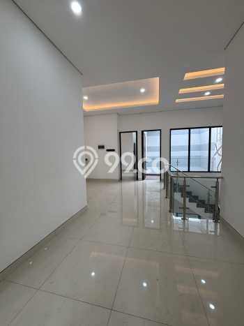 Jual Rumah Luas Elegan Dengan View Cantik di Darmo permai, Surabaya Jual Rumah Luas Elegan Dengan View Cantik di Darmo permai, Surabaya