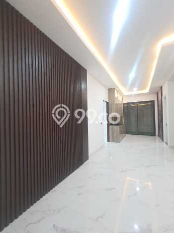 Hot Offer Hunian Mewah Ideal dan Luas di Lakarsantri, Surabaya Hot Offer Hunian Mewah Ideal dan Luas di Lakarsantri, Surabaya