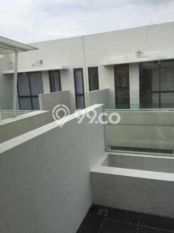 For Sale Rumah 3 Kamar Lokasi Ideal Bagus dan Strategis di Lakarsantri For Sale Rumah 3 Kamar Lokasi Ideal Bagus dan Strategis di Lakarsantri
