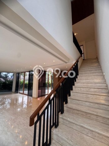 Dijual Rumah Luas Megah Dengan View Eksklusif di Kuningan, Jakarta Selatan Dijual Rumah Luas Megah Dengan View Eksklusif di Kuningan, Jakarta Selatan