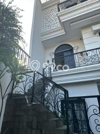 Hunian Mewah LB 127m2 Siap Huni Desain Elegan di Pejaten, Jakarta Selatan Hunian Mewah LB 127m2 Siap Huni Desain Elegan di Pejaten, Jakarta Selatan