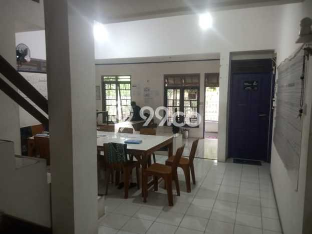 Rumah Mewah LB 190m2 Siap Pakai Desain Elegan di Kedungbadak, Bogor Rumah Mewah LB 190m2 Siap Pakai Desain Elegan di Kedungbadak, Bogor