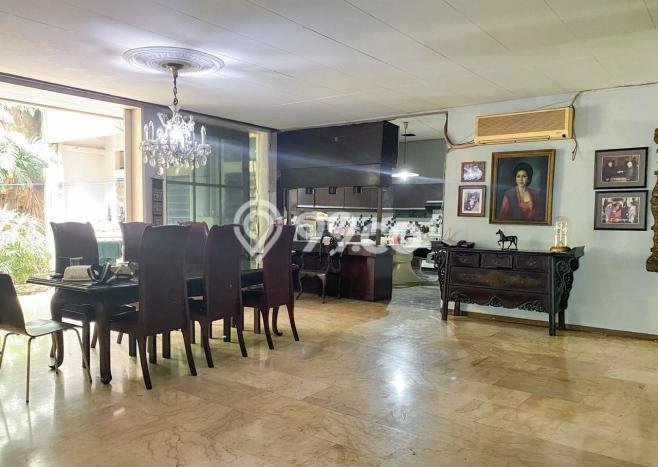 For Sale! Premium House LT 962m2 Desain Elegan di Pakubuwono For Sale! Premium House LT 962m2 Desain Elegan di Pakubuwono
