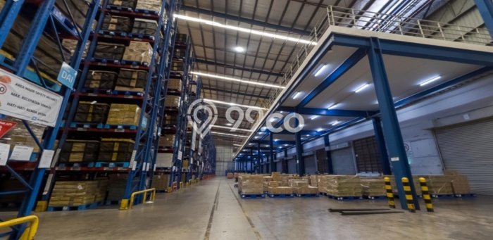 For Rent Gudang Strategis di Cikarang, Luas 10000m2m², Jalan Utama For Rent Gudang Strategis di Cikarang, Luas 10000m2m², Jalan Utama