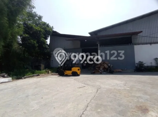 Gudang Disewa di Bogor dengan LB 1200m2 Area Komersial Ramai Gudang Disewa di Bogor dengan LB 1200m2 Area Komersial Ramai