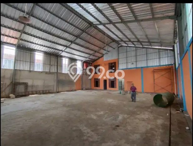 Gudang bagus disewakan di Cipayung Jakarta Timur dengan LB 800m2 harga sewa terbaik Gudang bagus disewakan di Cipayung Jakarta Timur dengan LB 800m2 harga sewa terbaik