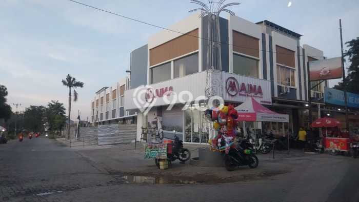Unit Ruko disewakan di Tambun Utara Bekasi dengan LT 110m2 / LB 160m2 Unit Ruko disewakan di Tambun Utara Bekasi dengan LT 110m2 / LB 160m2