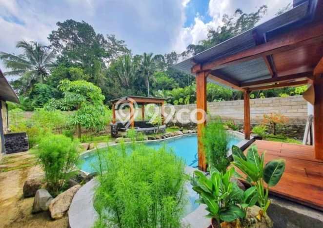 HARGA TERBAIK! Vila di Pakem, Luas 683m2m², Lokasi Elite dengan privasi terjamin HARGA TERBAIK! Vila di Pakem, Luas 683m2m², Lokasi Elite dengan privasi terjamin