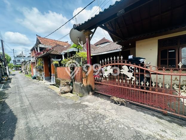 For Sale Rumah 3 Kamar Lokasi Ideal Bagus dan Strategis di Denpasar Timur For Sale Rumah 3 Kamar Lokasi Ideal Bagus dan Strategis di Denpasar Timur