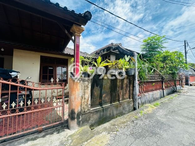 For Sale Rumah 3 Kamar Lokasi Ideal Bagus dan Strategis di Denpasar Timur For Sale Rumah 3 Kamar Lokasi Ideal Bagus dan Strategis di Denpasar Timur