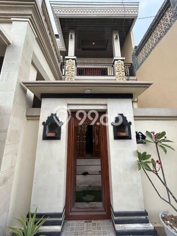 PILIHAN TEPAT! Rumah kawasan Renon, 3 KT, Dekat Mall, LT 100m² LB 100m² PILIHAN TEPAT! Rumah kawasan Renon, 3 KT, Dekat Mall, LT 100m² LB 100m²