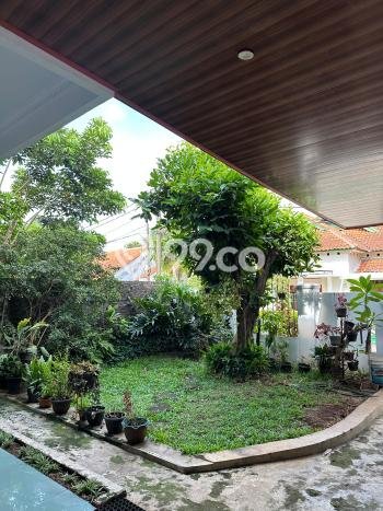 Rumah Elit LB 320m2 Siap Pakai Desain Elegan di Cibubur, Jakarta Timur Rumah Elit LB 320m2 Siap Pakai Desain Elegan di Cibubur, Jakarta Timur