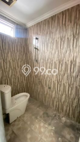 Ruko di , Luas 175m2m², Area Komersial, Dekat Bekasi, Bekasi Ruko di , Luas 175m2m², Area Komersial, Dekat Bekasi, Bekasi