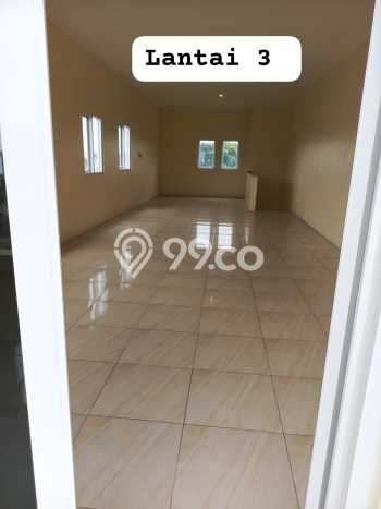 Ruko Area Strategis di , Luas 210m2m², Mainroad Ruko Area Strategis di , Luas 210m2m², Mainroad