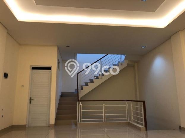Ruko Komersial Dijual di Bojongloa Kidul Bandung LT 105m2 & LB 260m2 Ruko Komersial Dijual di Bojongloa Kidul Bandung LT 105m2 & LB 260m2