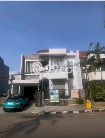 Rumah Mewah LB 300m2 Siap Huni Desain Elegan di Sukmajaya, Depok Rumah Mewah LB 300m2 Siap Huni Desain Elegan di Sukmajaya, Depok