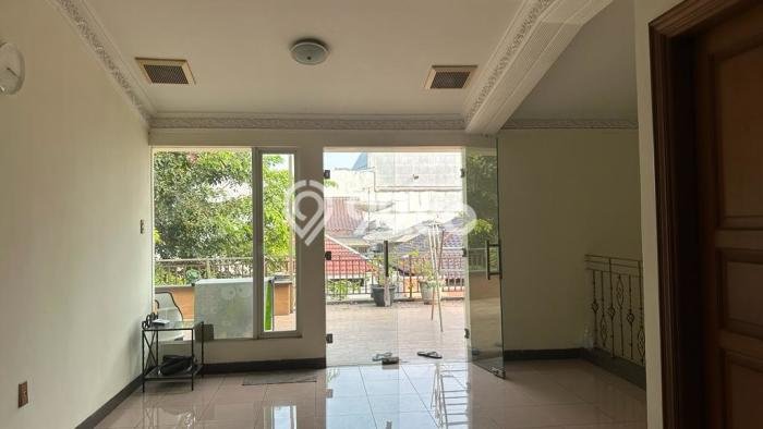 Dijual Rumah Luas Elegan Dengan View Cantik di Sunter, Jakarta Utara Dijual Rumah Luas Elegan Dengan View Cantik di Sunter, Jakarta Utara