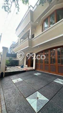 Dijual Rumah Luas Elegan Dengan View Cantik di Sunter, Jakarta Utara Dijual Rumah Luas Elegan Dengan View Cantik di Sunter, Jakarta Utara