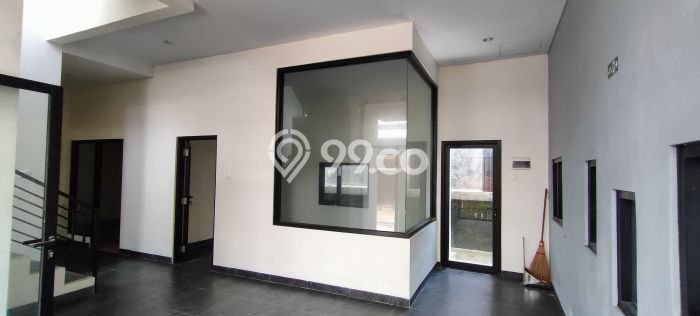 Kantor For Sale di Kawasan Sleman, Sleman Harga Kompetitif Kantor For Sale di Kawasan Sleman, Sleman Harga Kompetitif