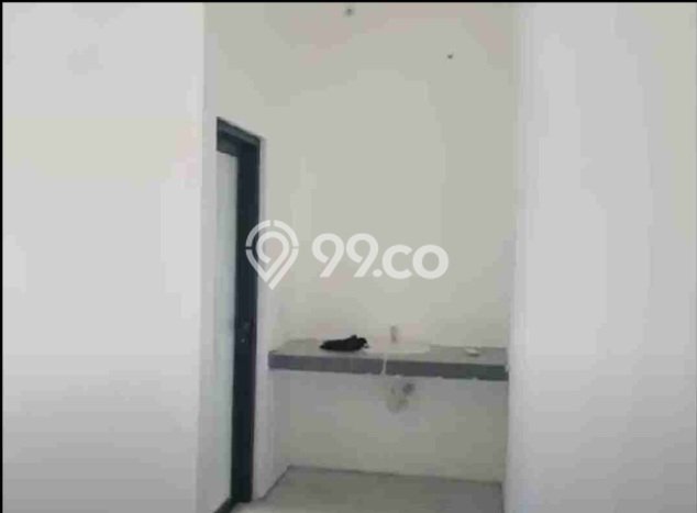 For Sale Rumah 3 Kamar Lokasi Ideal Bagus dan Strategis di Rungkut For Sale Rumah 3 Kamar Lokasi Ideal Bagus dan Strategis di Rungkut