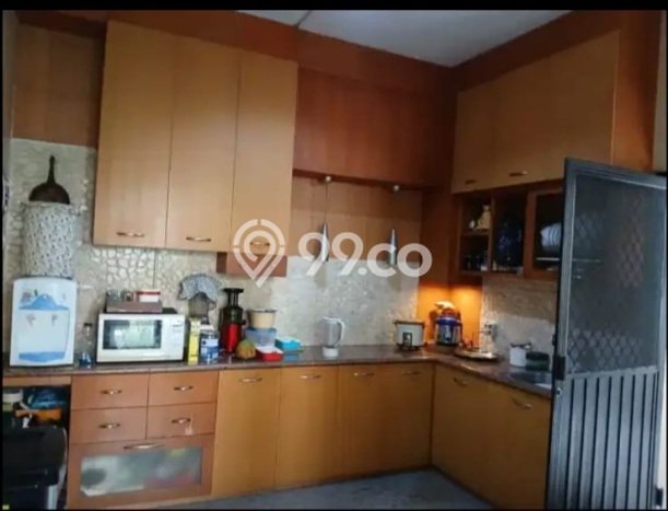 Disewakan! Rumah 6 Kamar Tidur &
4 Kamar Mandi di Sukomanunggal, Surabaya Disewakan! Rumah 6 Kamar Tidur &
4 Kamar Mandi di Sukomanunggal, Surabaya