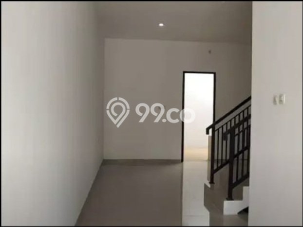 Dijual Cepat Rumah Favorit Siap Huni LB 120m2 di Rungkut, Surabaya Dijual Cepat Rumah Favorit Siap Huni LB 120m2 di Rungkut, Surabaya