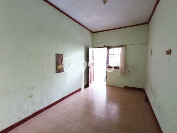 Dijual Cepat Rumah Favorit Siap Huni LB 198m2 di Mulyorejo, Surabaya Dijual Cepat Rumah Favorit Siap Huni LB 198m2 di Mulyorejo, Surabaya