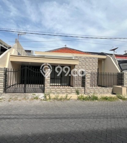 Dijual Rumah 4 Kamar Lokasi Strategis Nyaman dan Strategis di Kenjeran Dijual Rumah 4 Kamar Lokasi Strategis Nyaman dan Strategis di Kenjeran
