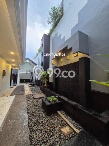 Ready to Use! Premium House LT 400m2 Desain Elegan di Sektor 8 - Bintaro Ready to Use! Premium House LT 400m2 Desain Elegan di Sektor 8 - Bintaro